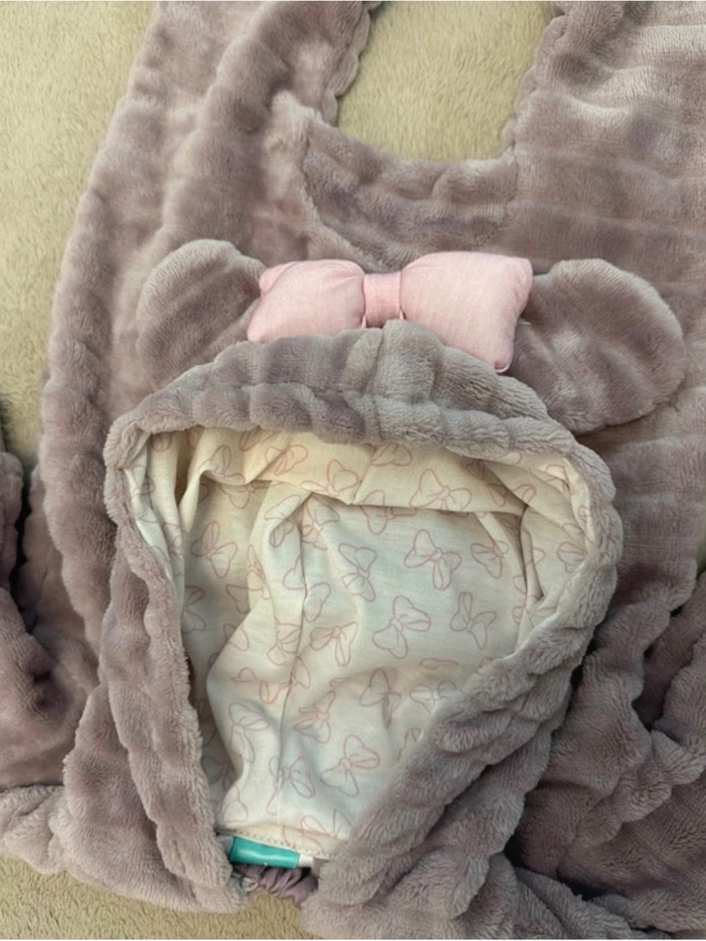 Disney Minnie Mouse Plush Hooded Footie - Mauve - Picture 4 of 5